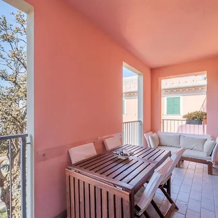Seaview Cavi B. 100mt Dal Mare Apartment Lavagna