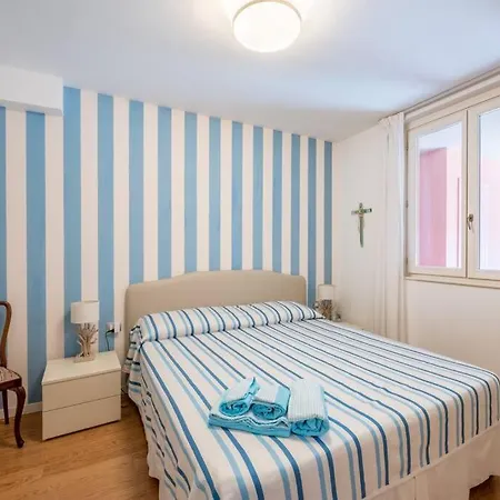 Seaview Cavi B. 100mt Dal Mare * Лаванья