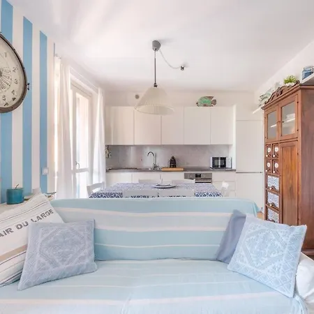 Апартаменты Seaview Cavi B. 100mt Dal Mare Лаванья